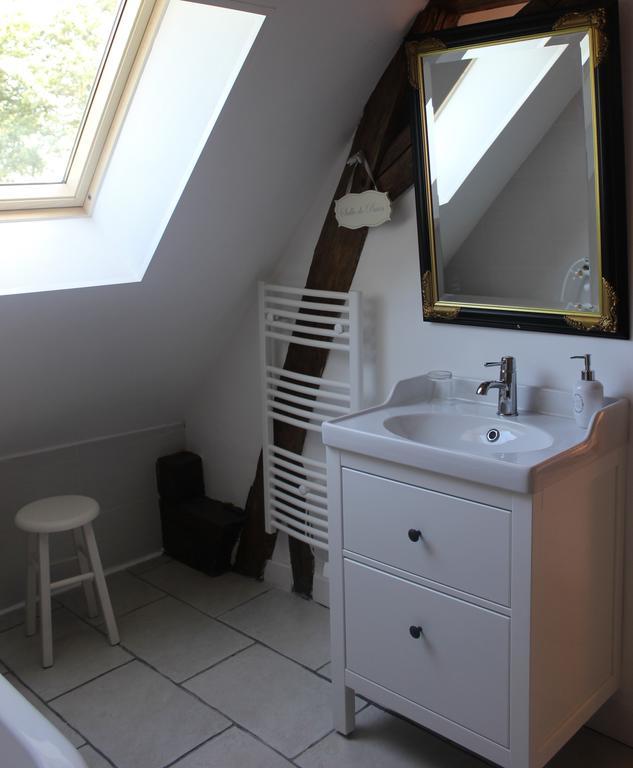 Gîte à l'ombre des chênes Châteauvieux Exterior foto